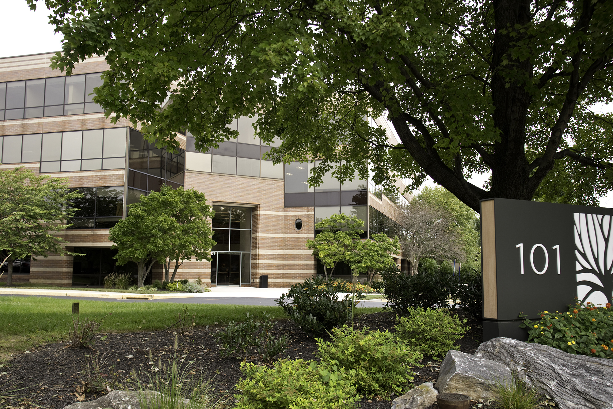 101-lindenwood-drive-building