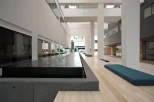 Radnor-lobby2