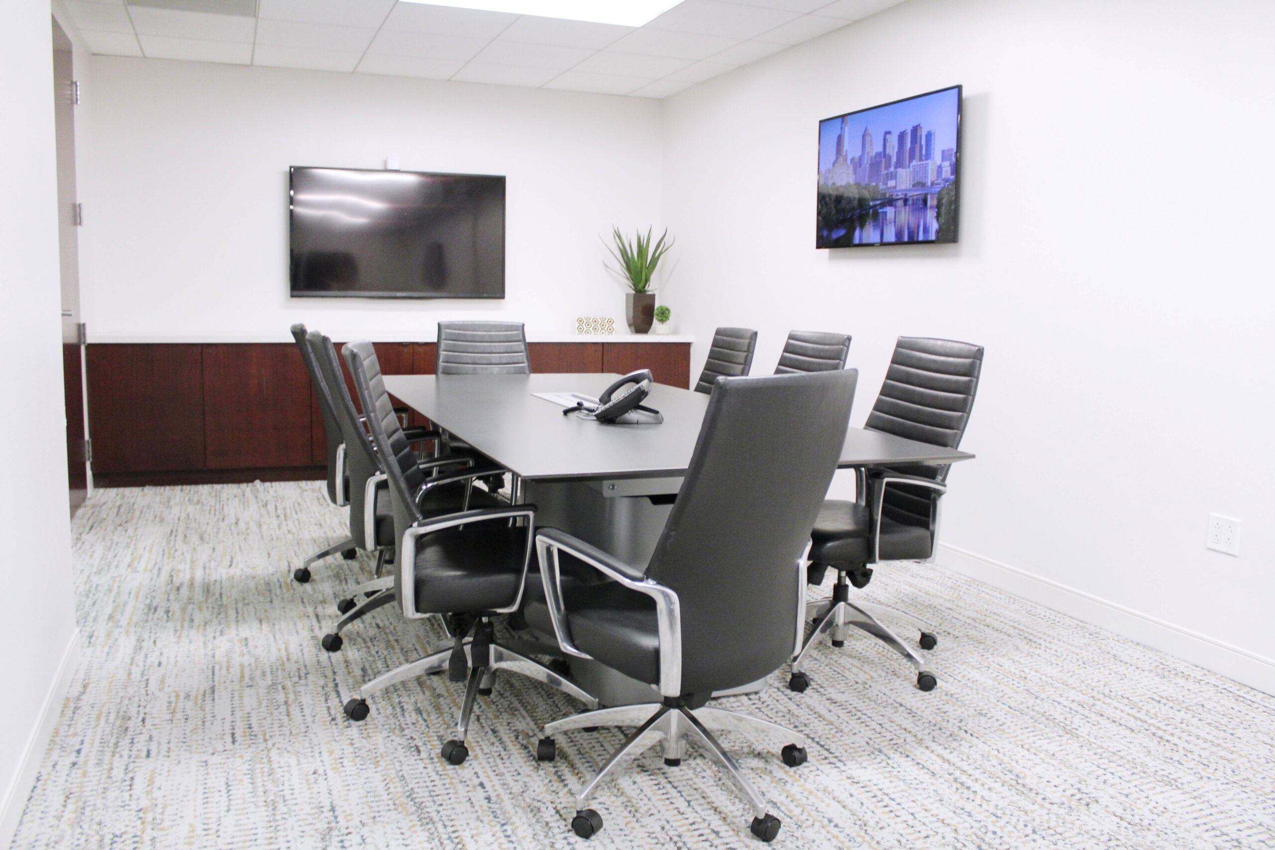 Philadelphia conference room A for rent by the hour